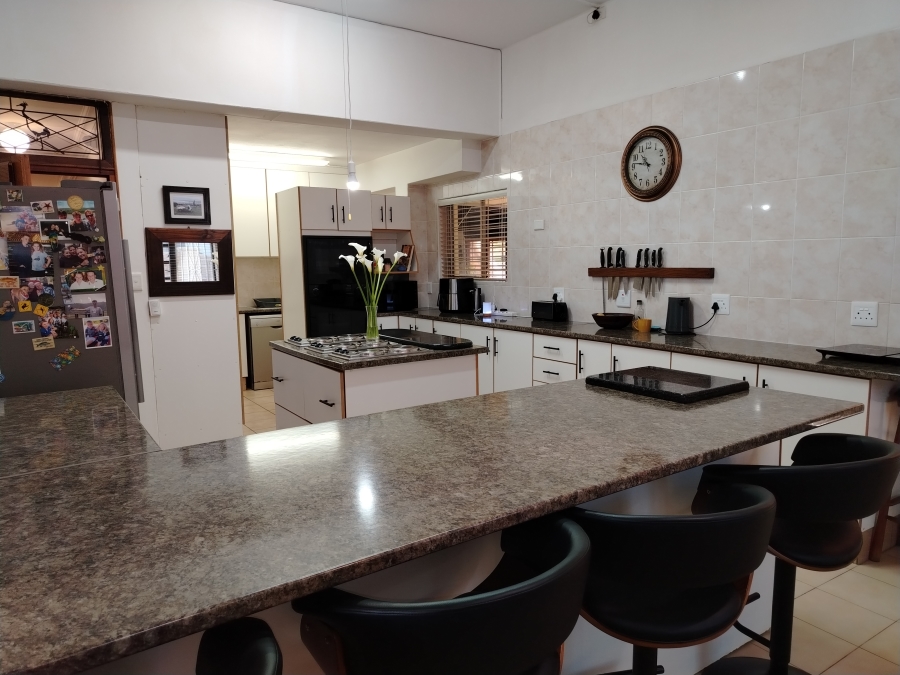 10 Bedroom Property for Sale in Gonubie Eastern Cape